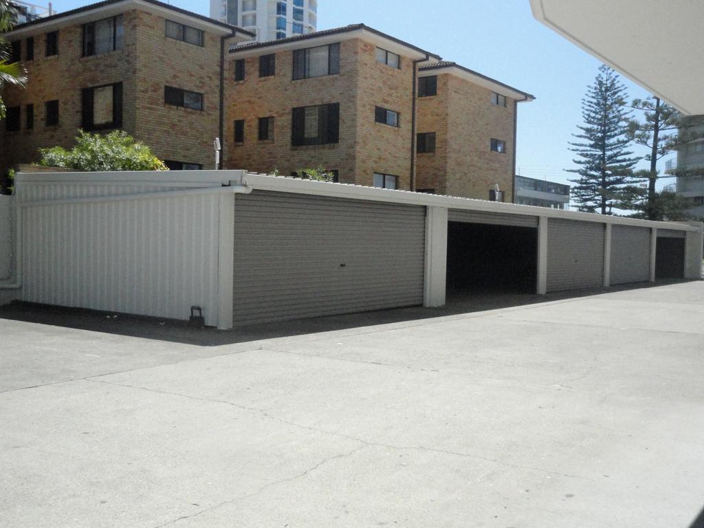 Queensleigh Holiday Apartments Broadbeach Extérieur photo