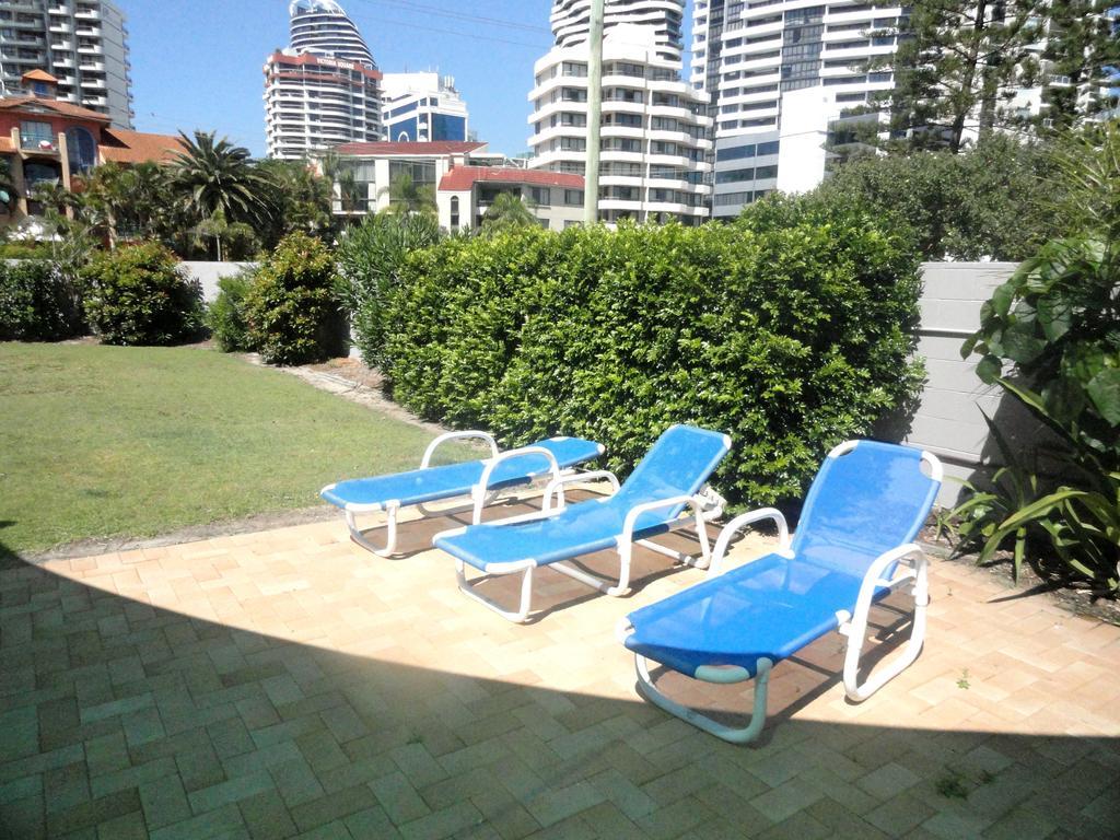 Queensleigh Holiday Apartments Broadbeach Extérieur photo