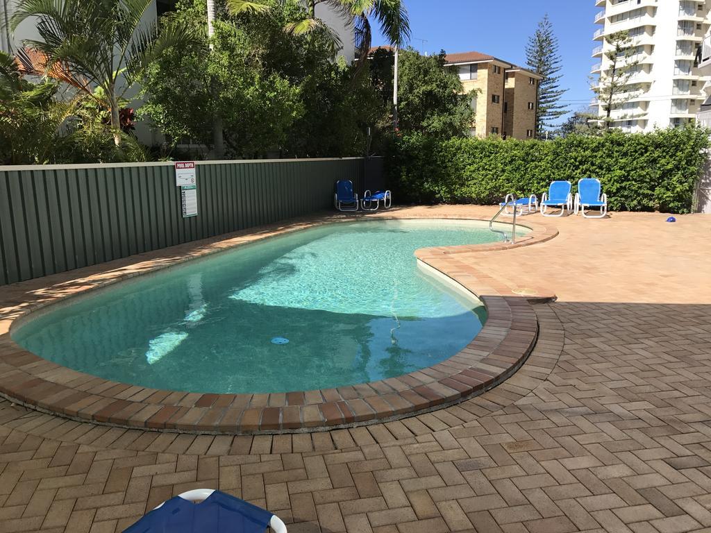 Queensleigh Holiday Apartments Broadbeach Extérieur photo